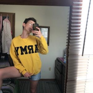 VINTAGE ARMY SWEATSHIRT